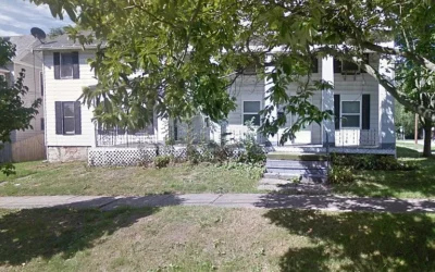 242 S Walnut St