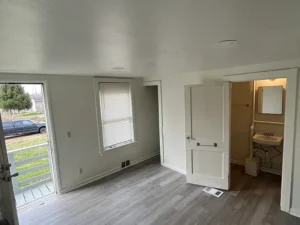 406 S. Meridian St 1